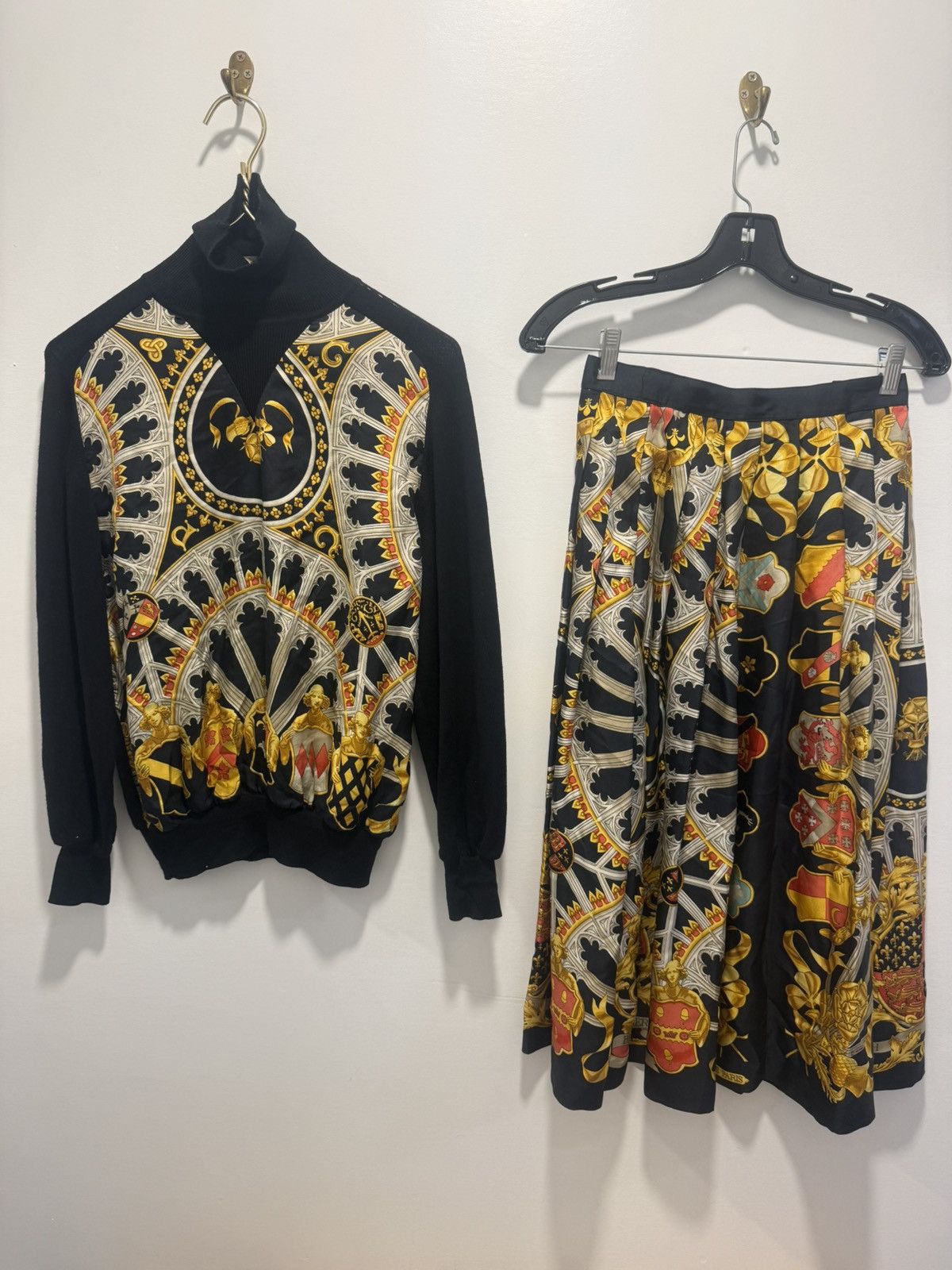 Hermes Vintage Two Piece Hermes Set Size M / US 6-8 / IT 42-44 - 6 Thumbnail