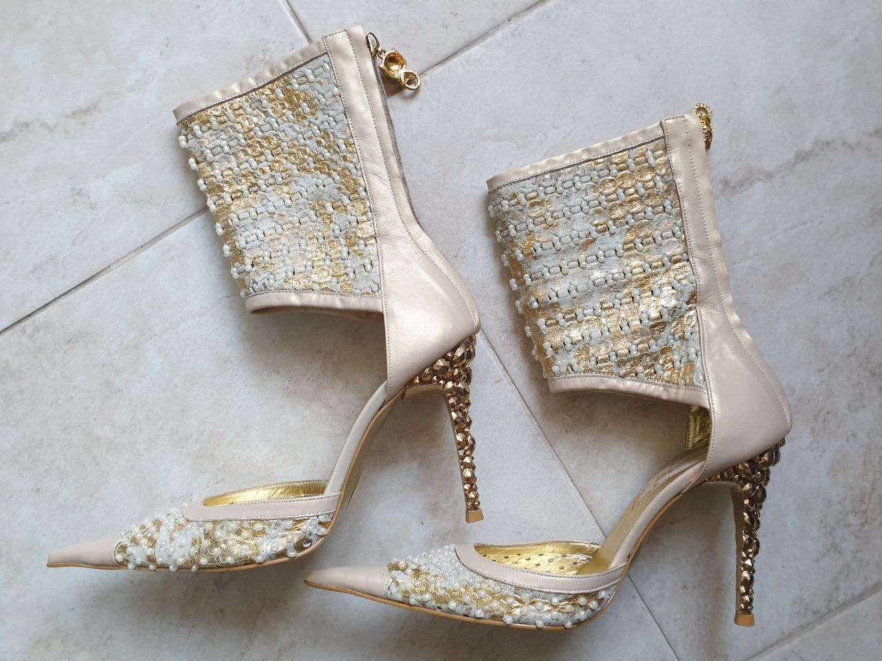 Other Designer beaded pointed-toe pumps US sz 6 / Eur sz 36 Size US 6 / IT 36 - 3 Thumbnail