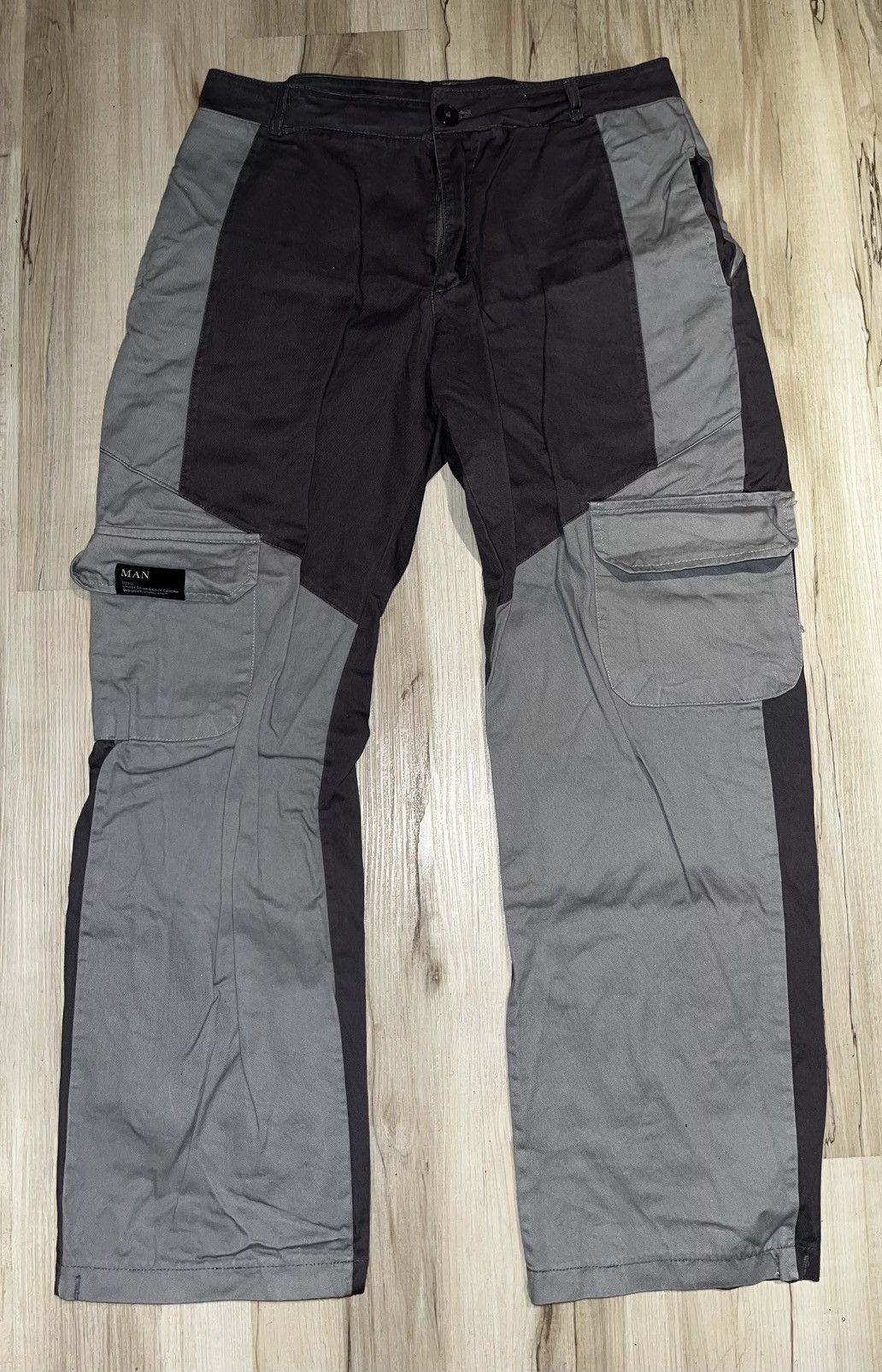 Boohoo Grey boohoo man cargos Size US 32 / EU 48 - 1 Thumbnail