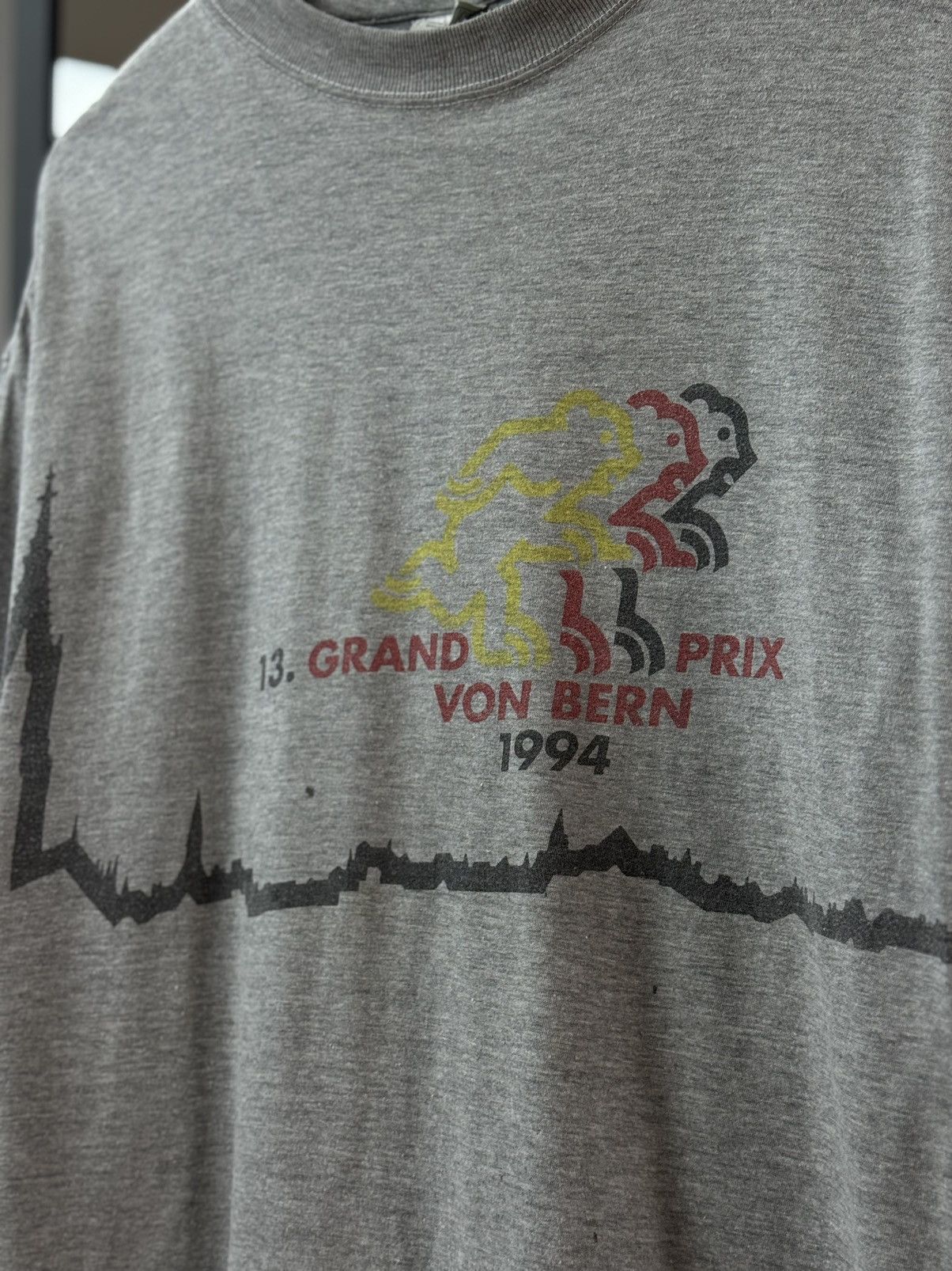 Asics Vintage Asics Grand Prix Von Bern 1994 T-shirt Size US XL / EU 56 / 4 - 3 Thumbnail