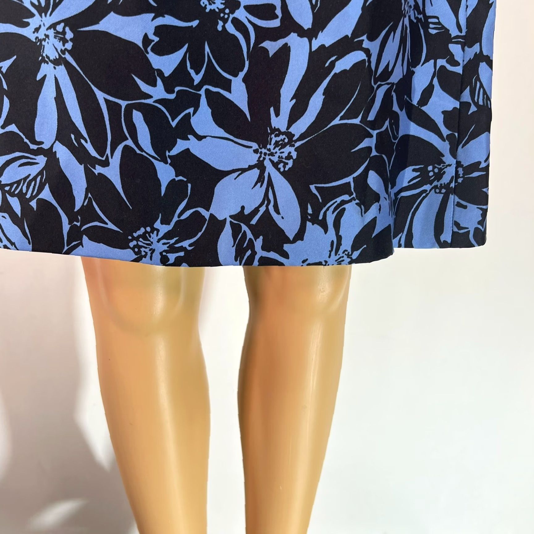 Ann Taylor VINTAGE Ann Taylor Dress A-Line Midi Blue Floral Silk Lined Party Cocktail Women 2 US Womens Blue Floral Midi Dress Size XS / US 0-2 / IT 36-38 - 5 Thumbnail