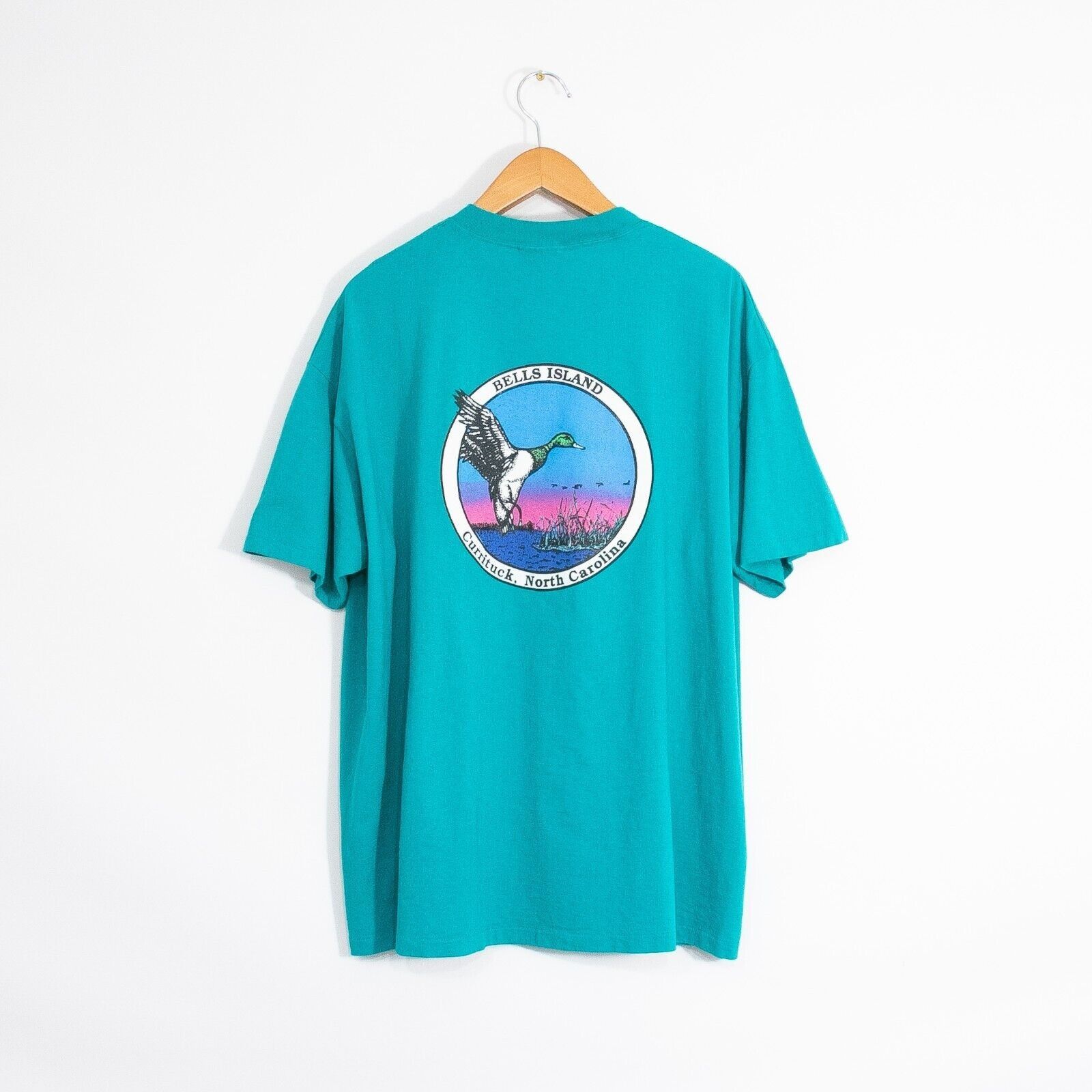 Vintage Vintage 90s Bellis Island T Shirt 2XL - North Carolina Duck Size US XXL / EU 58 / 5 - 1 Thumbnail