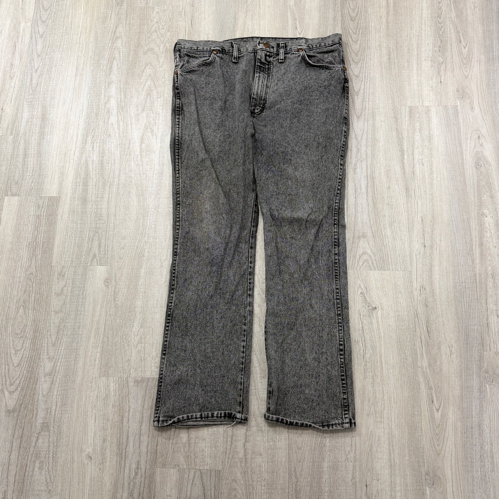 Wrangler Vintage Wrangler Jeans Men's 38x32 (Fits 36x31) 90s Cowboy Size US 38 / EU 54 - 1 Thumbnail