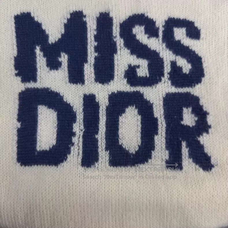 Dior Dior Beige letter cashmere sweater Size XS / US 0-2 / IT 36-38 - 7 Thumbnail