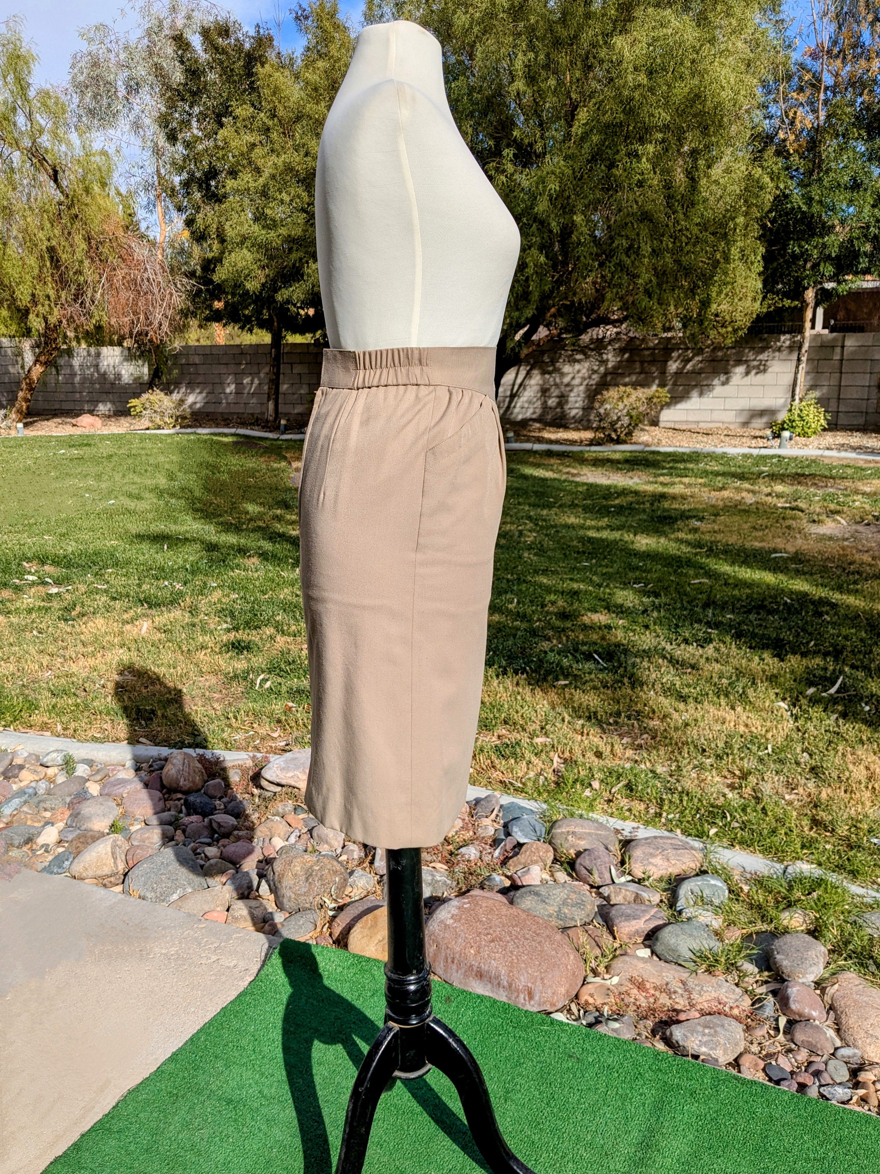Vintage Vintage Japanese Beige Polyester Rayon Retro Midi Skirt EUC Size 26" / US 2 / IT 38 - 5 Thumbnail