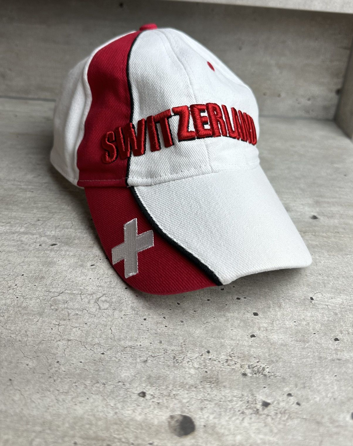 Vintage Vintage cap Switzerland Size ONE SIZE - 1 Thumbnail