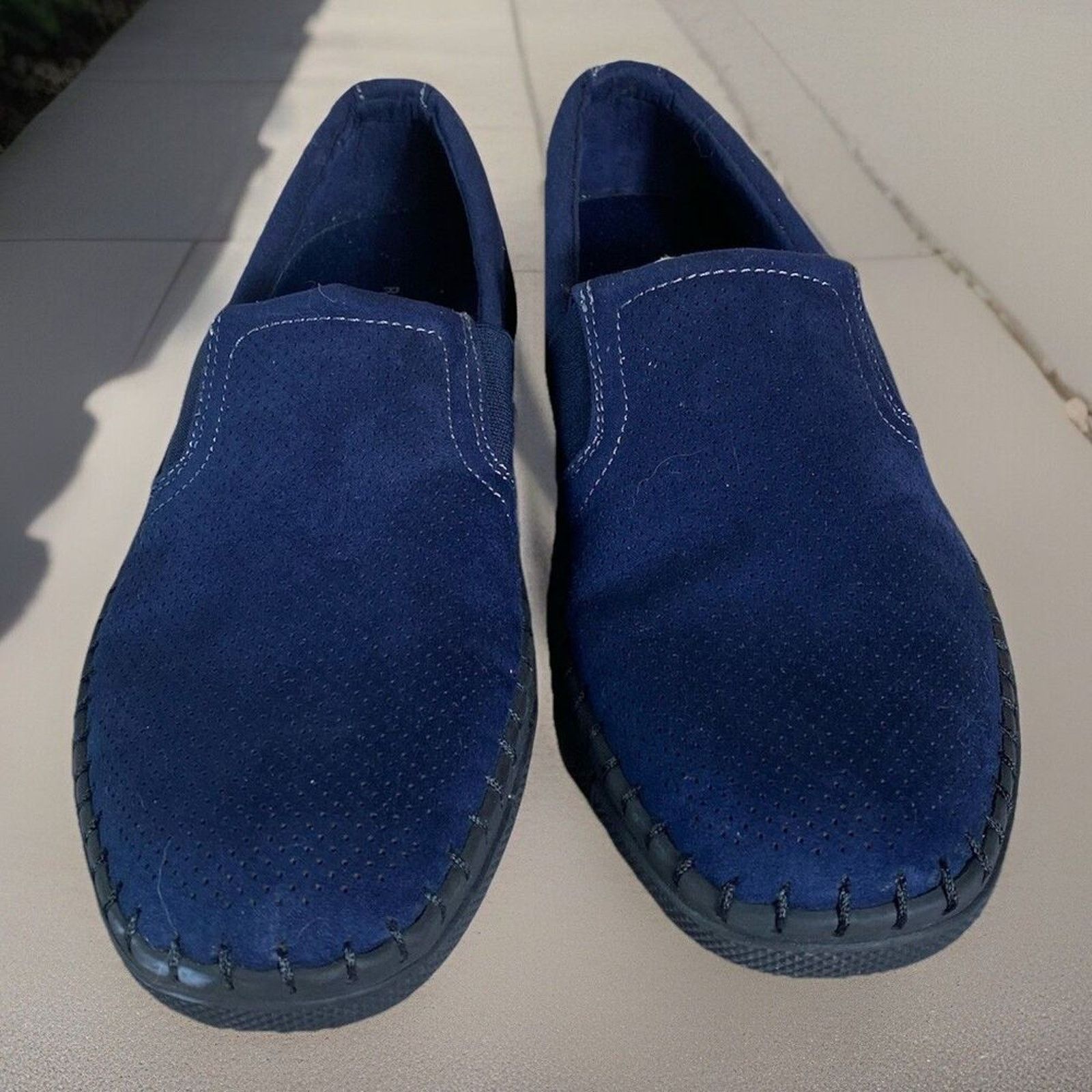Robert Wayne ROBERT WAYNE RWF1018M Men Faux Blue Suede Loafers Shoes- 8D Size US 8 / EU 41 - 1 Thumbnail