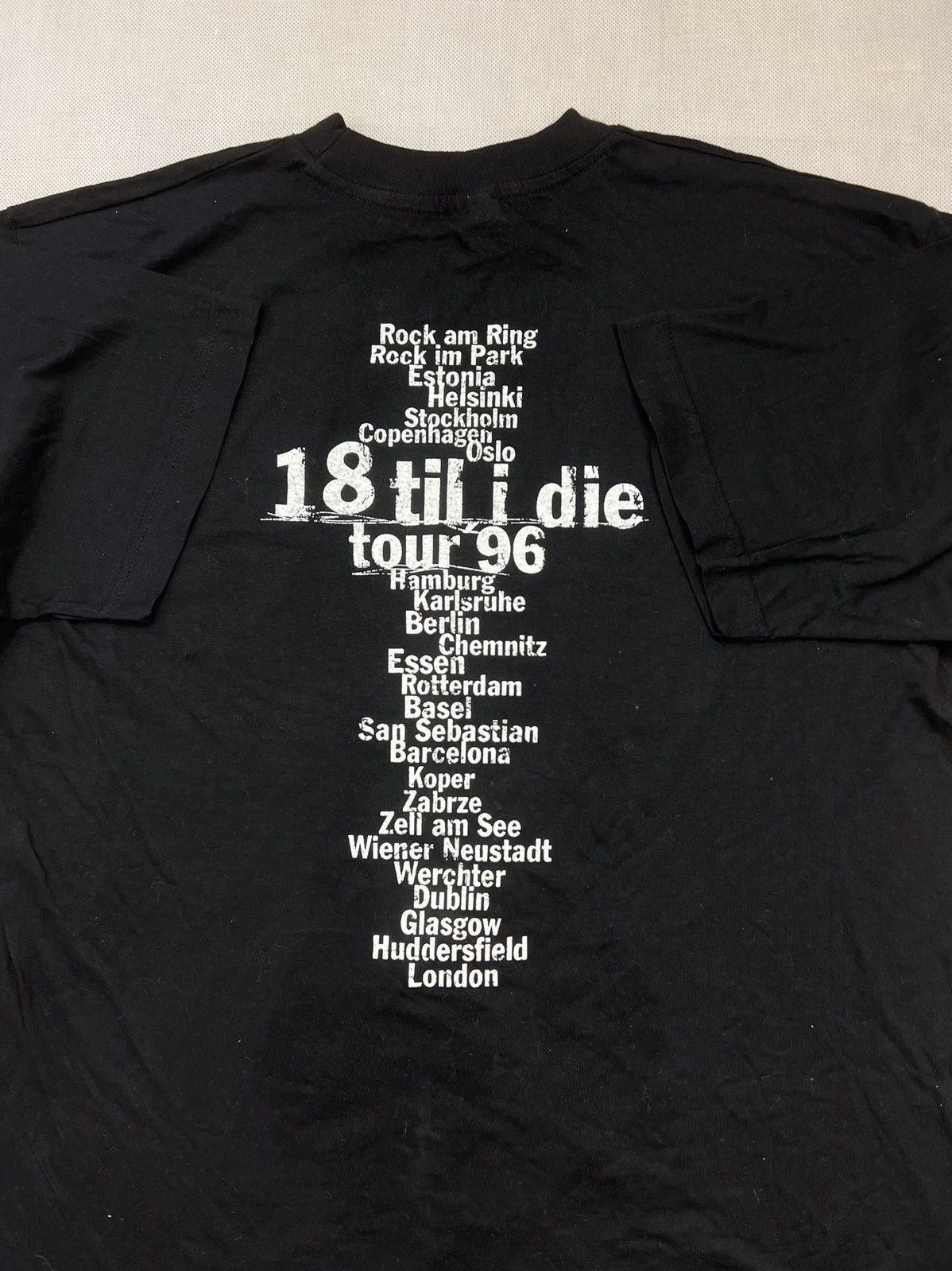 Band Tees × Vintage Tshirt Bryan Adams Europe Tour “18 Til I Die” 1996 Vintage Size US XL / EU 56 / 4 - 2 Thumbnail