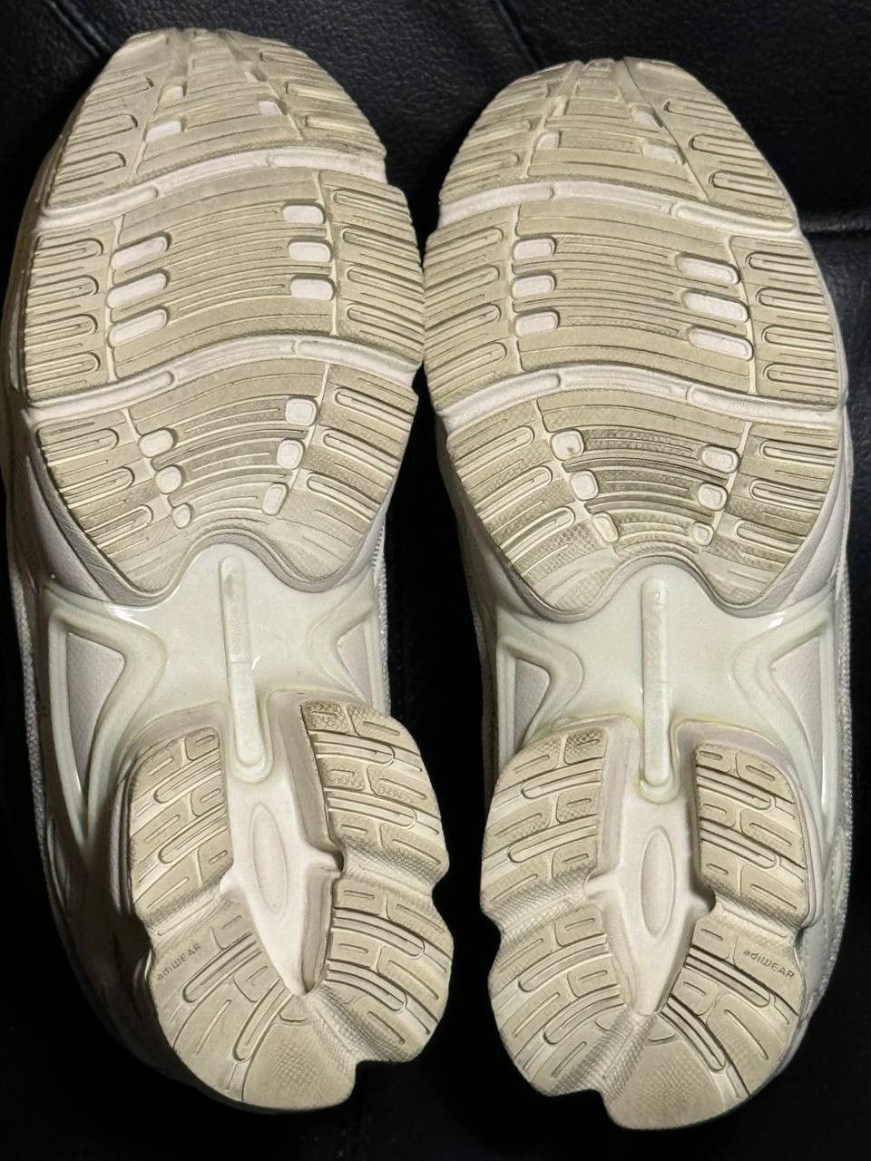 Adidas × Raf Simons 5,5us Adidas Raf Simons Ozweego sneakers white black Size US 5.5 / EU 38 - 9 Thumbnail