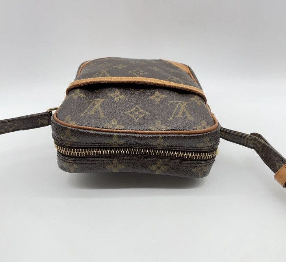 Louis Vuitton LV Danube Monogram Crossbody Size ONE SIZE - 4 Thumbnail