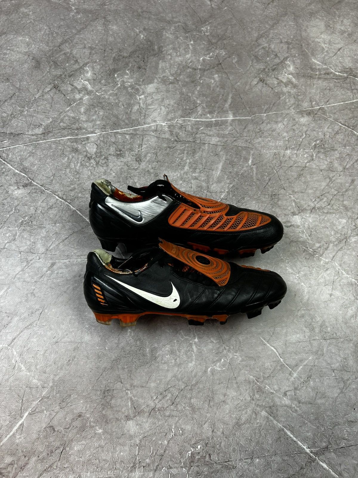 Nike × Vintage Nike Total 90 Football Boots - 2009 Edition, US 10 Size 44 Size US 11 / EU 44 - 6 Thumbnail