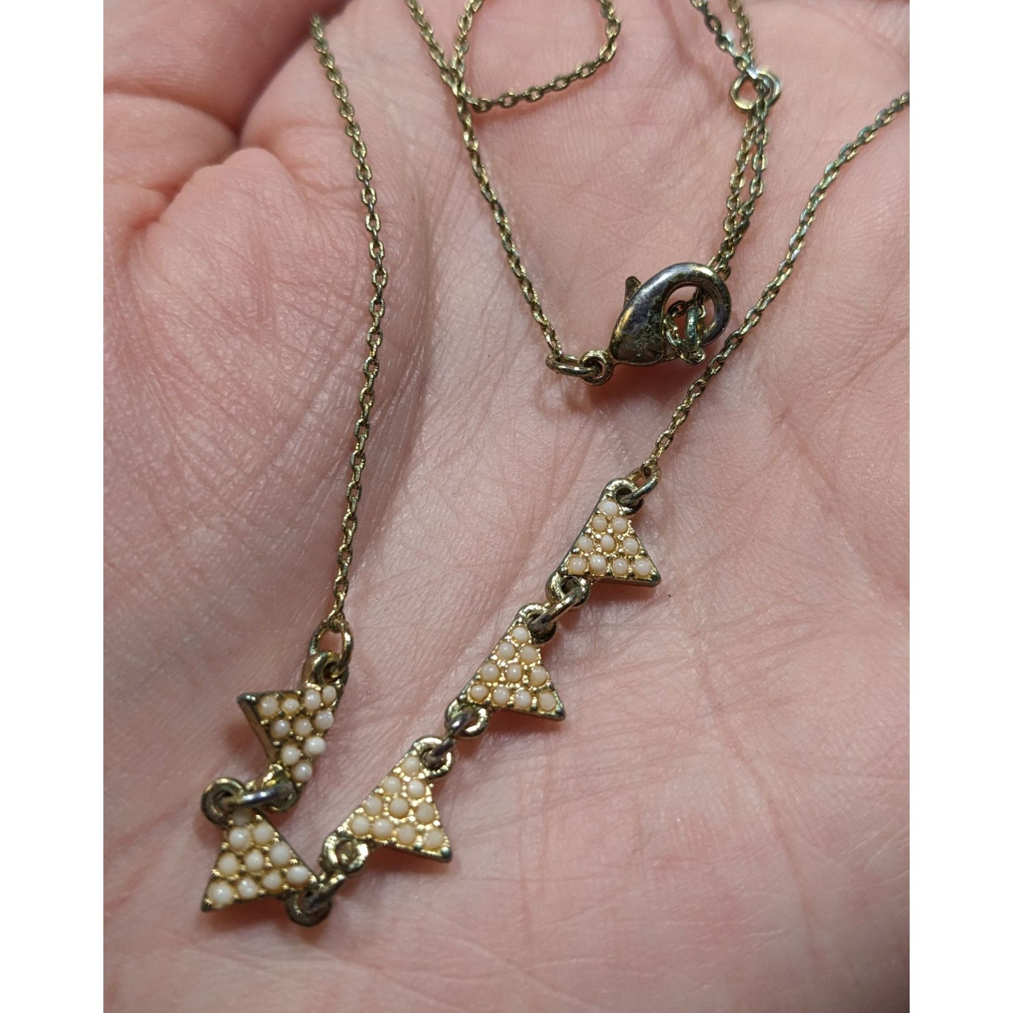 Other Dainty Five Triangle Pendant Necklace With Cream Beaded Acce Size ONE SIZE - 6 Thumbnail