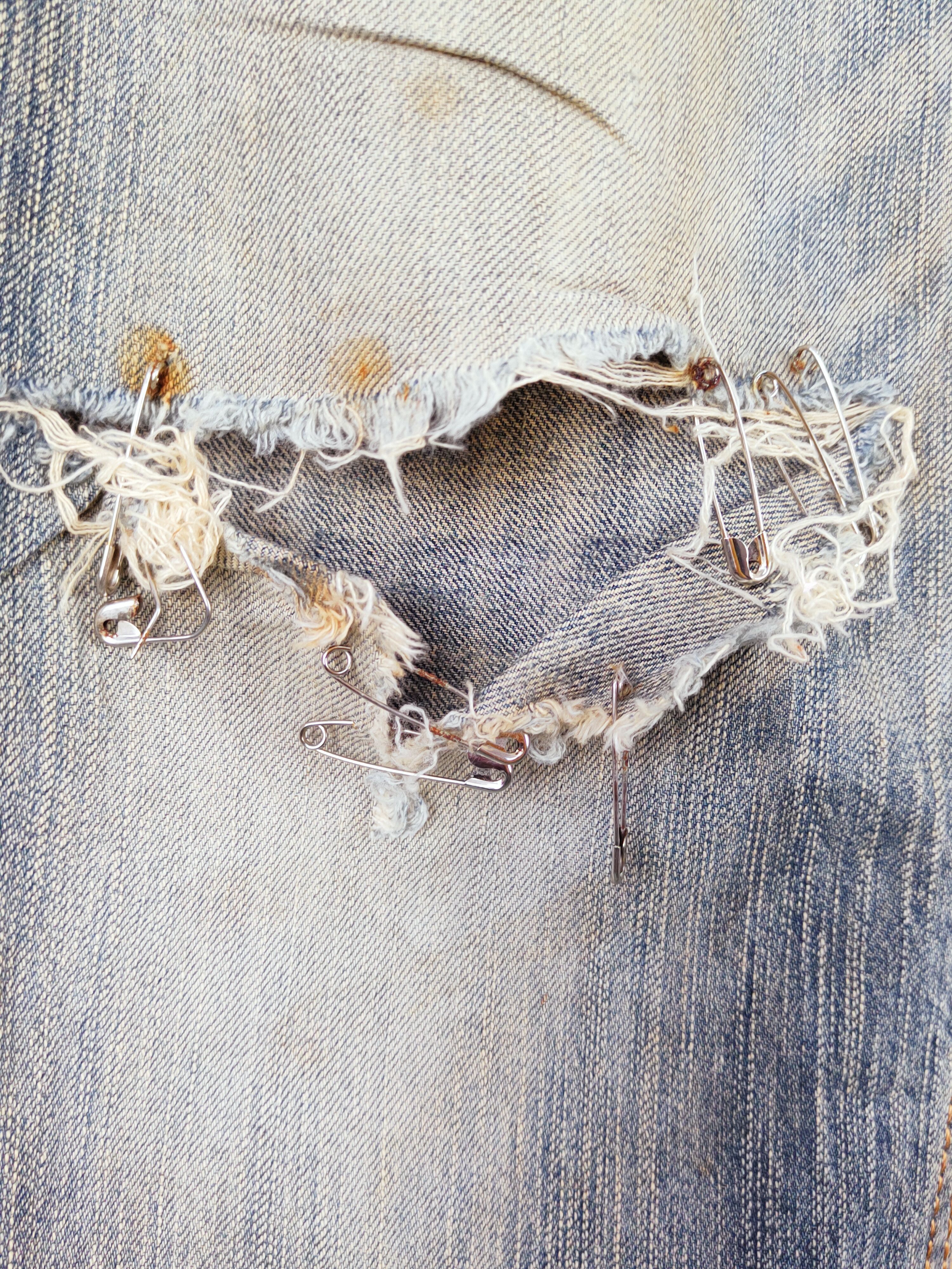 Edwin Edwin Blue Faded Distressed Ripped Jeans #W507 Size US 32 / EU 48 - 4 Thumbnail