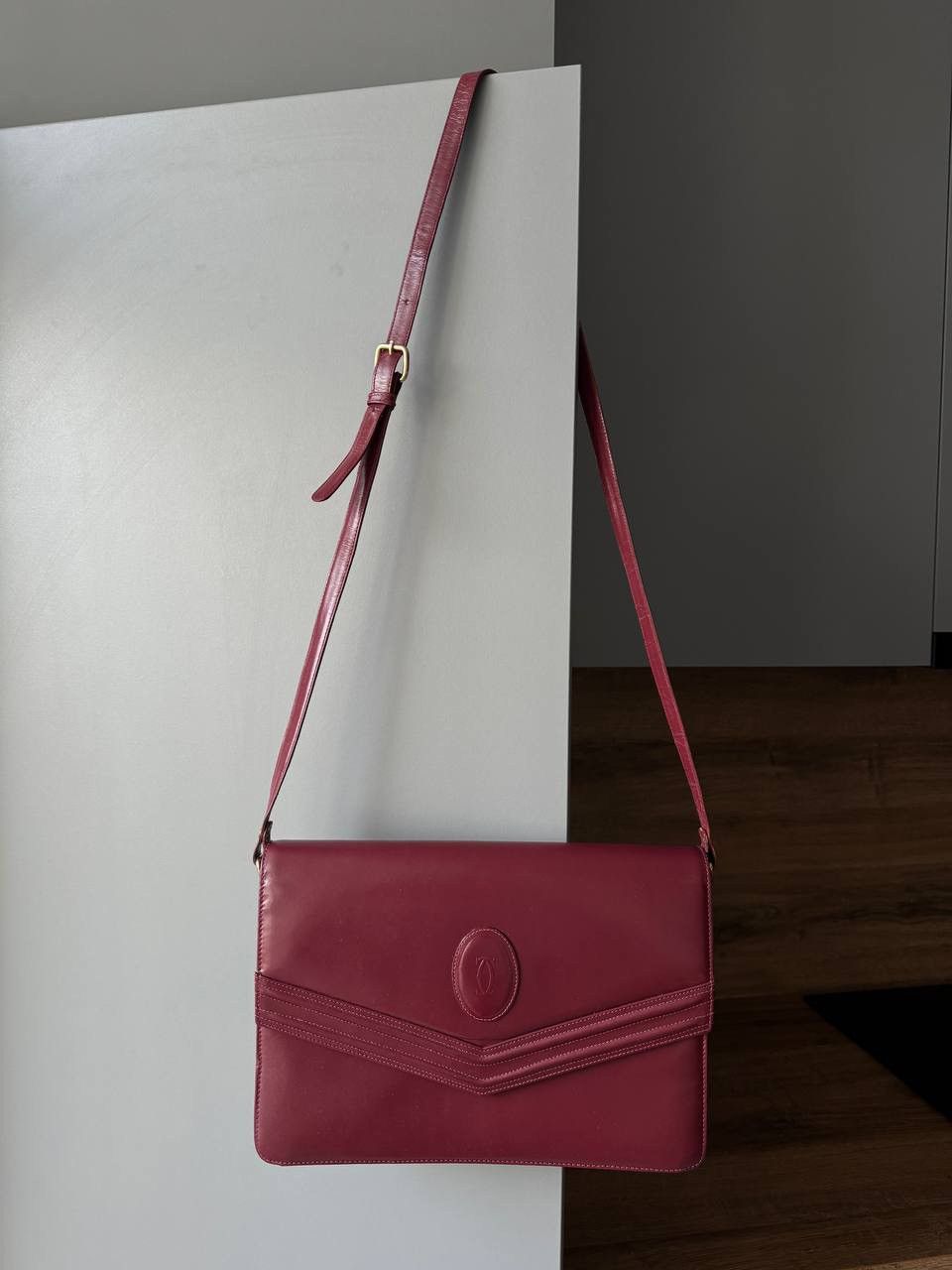 Cartier × Designer × Vintage Vintage Cartier Paris Burgundy Leather Bag Size ONE SIZE - 1 Thumbnail