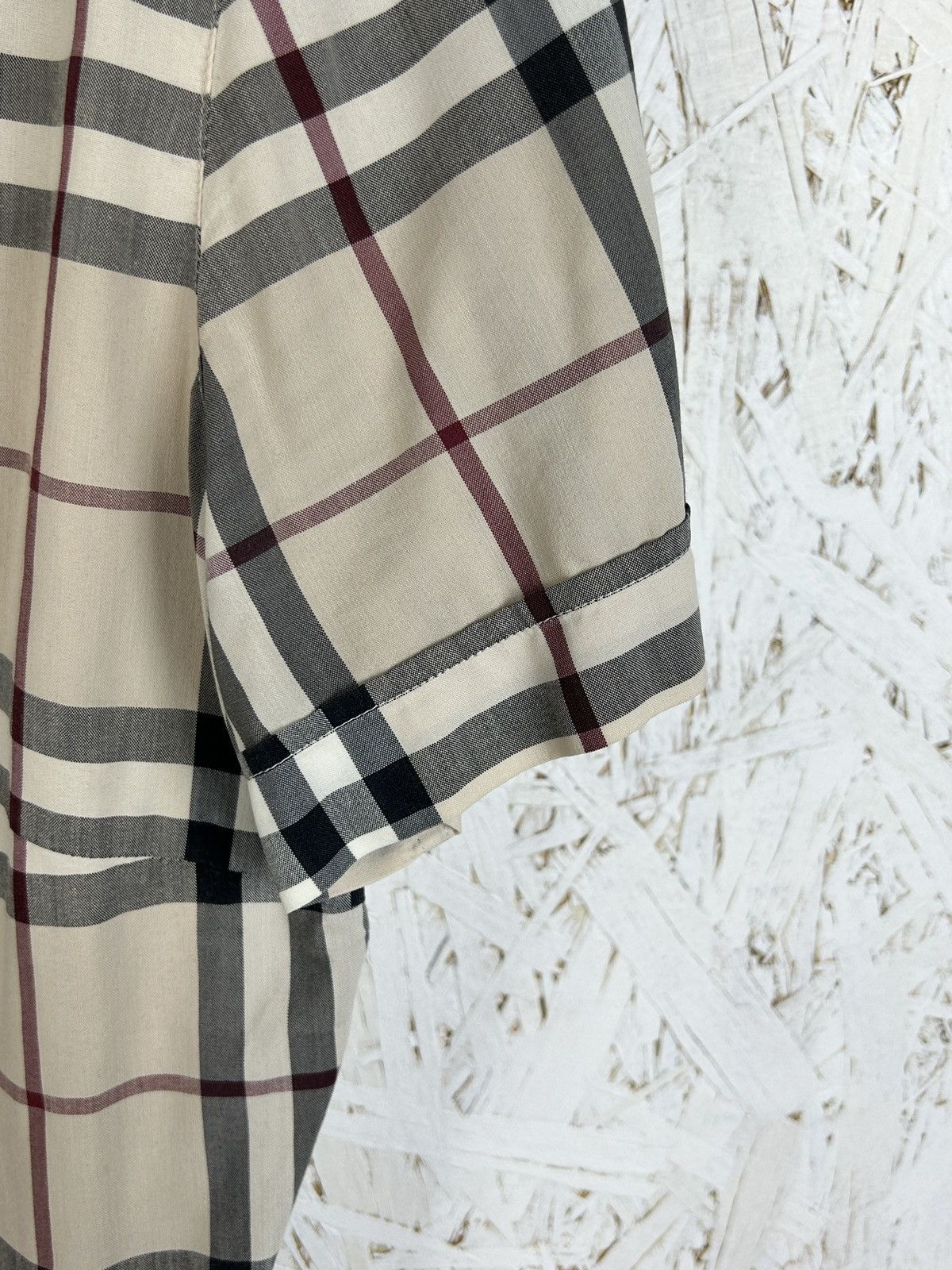 Burberry Vintage Burberry Red Label Nova Check AOP Shirt Size 40 Size S / US 4 / IT 40 - 5 Thumbnail