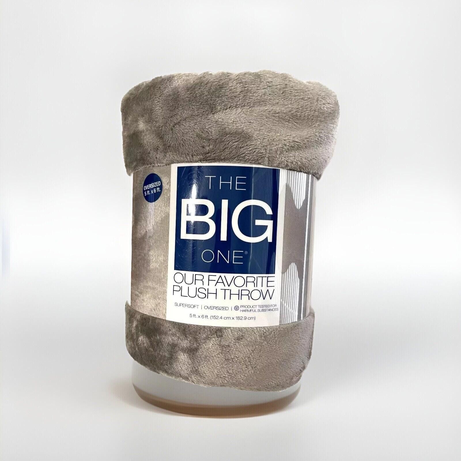 Designer THE BIG ONE Oversized Soper Soft Plush Throw 5' X 6' - GRAY Size ONE SIZE - 1 Thumbnail