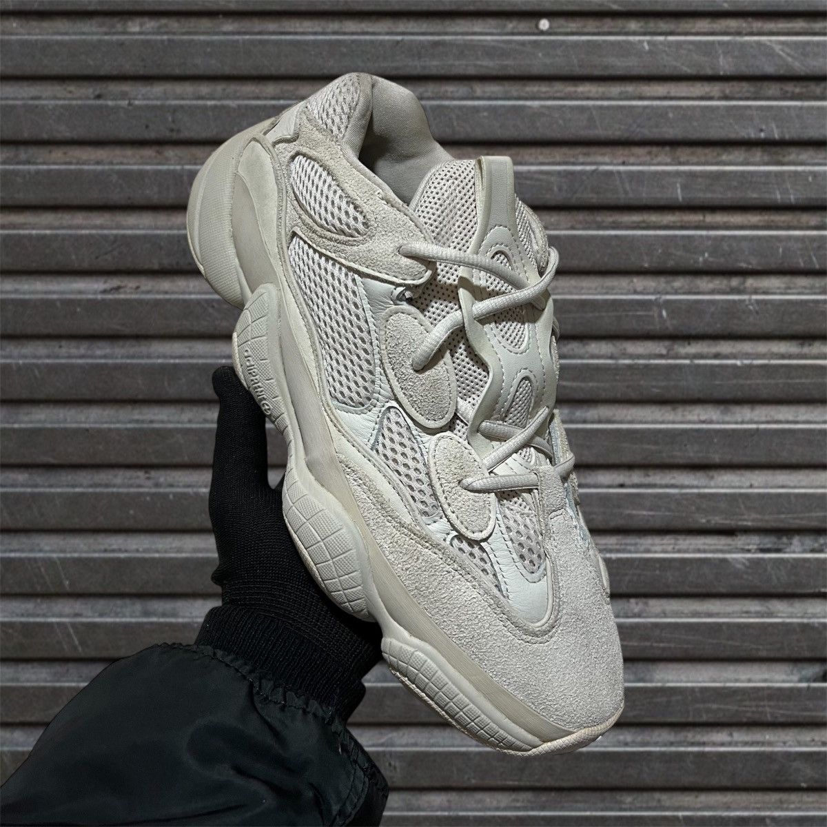 Yeezy Yeezy Adidas 500 Blush 2022 Size US 10 / EU 43 - 1 Thumbnail