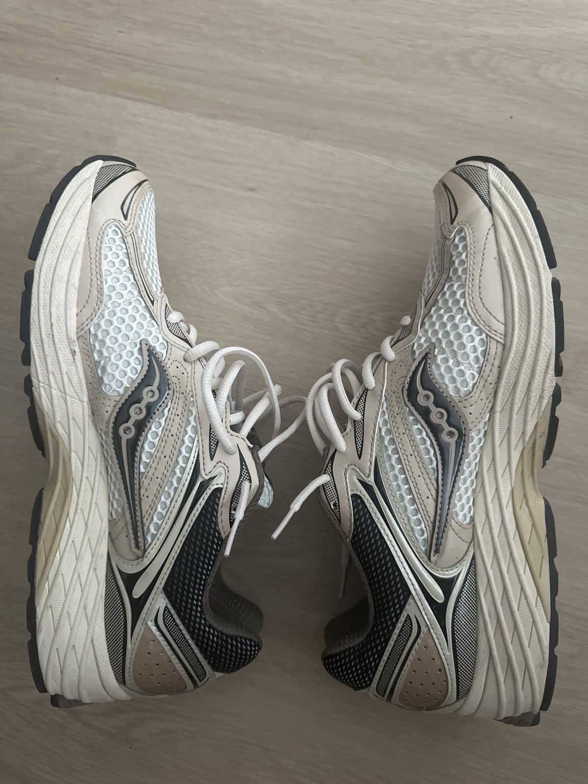 Saucony Saucony Omni 9 size 12 Size US 12 / EU 45 - 2 Thumbnail