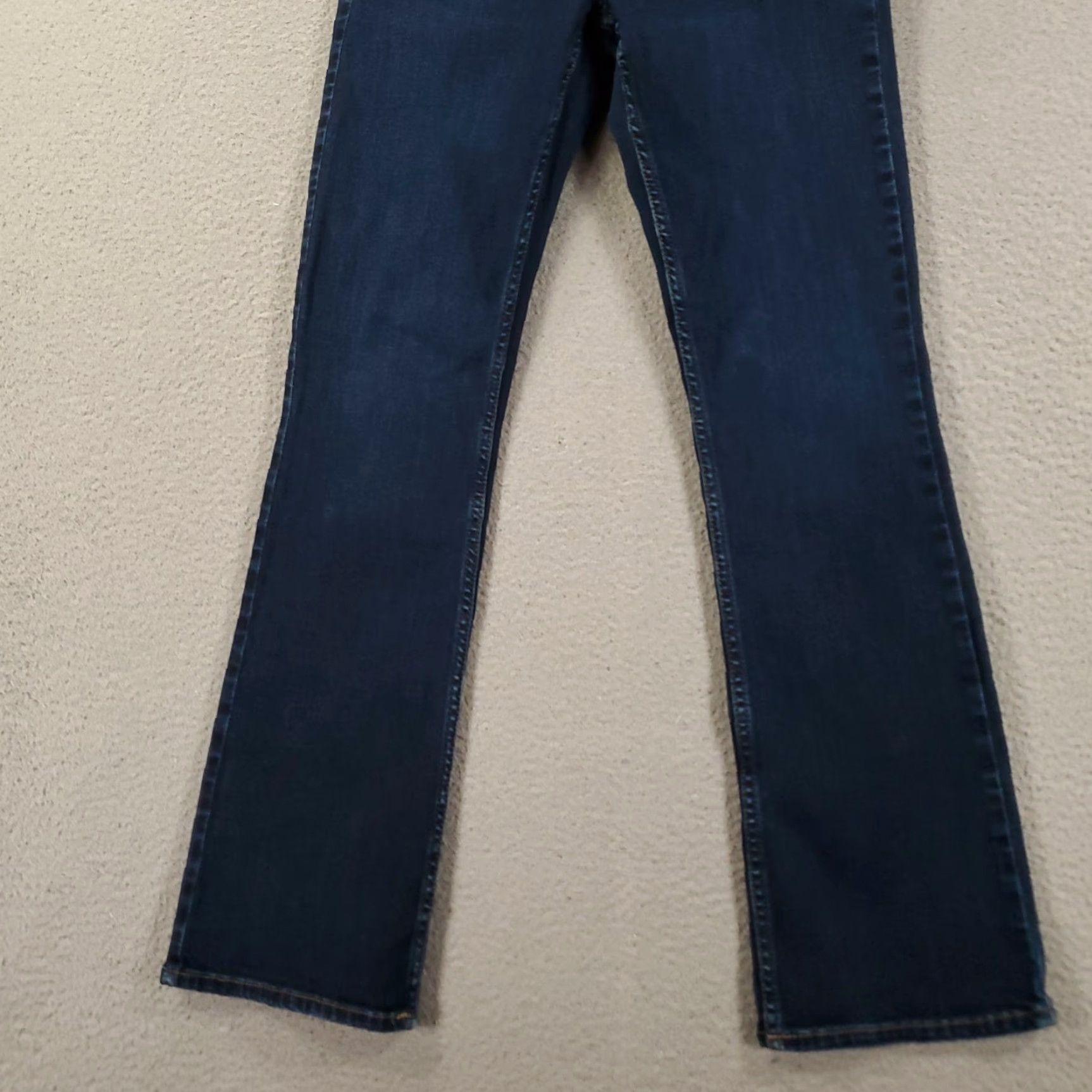 Silver Jeans Co. Silver Jeans Slim Bootcut Jeans Womens 28x31 Dark Wash Blue Denim Stretch 5-Pocket Logo Size 28" / US 6 / IT 42 - 2 Thumbnail