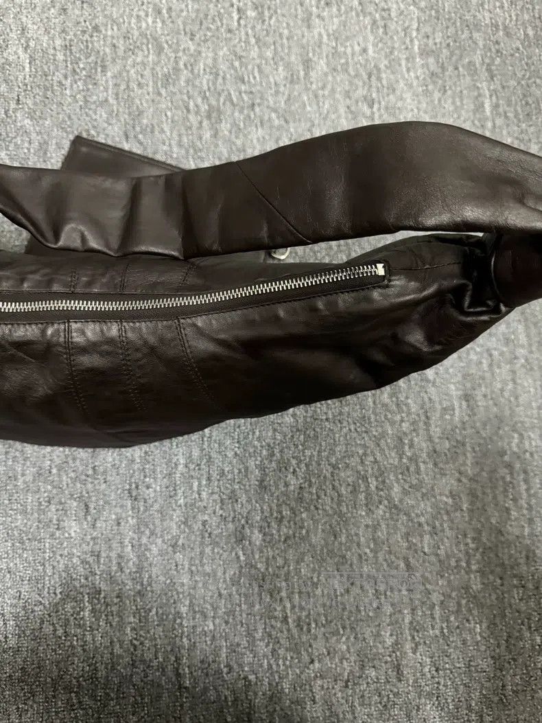 Lemaire LEMAIRE Large deep chocolate-colored sheepskin horn bag Size ONE SIZE - 5 Thumbnail