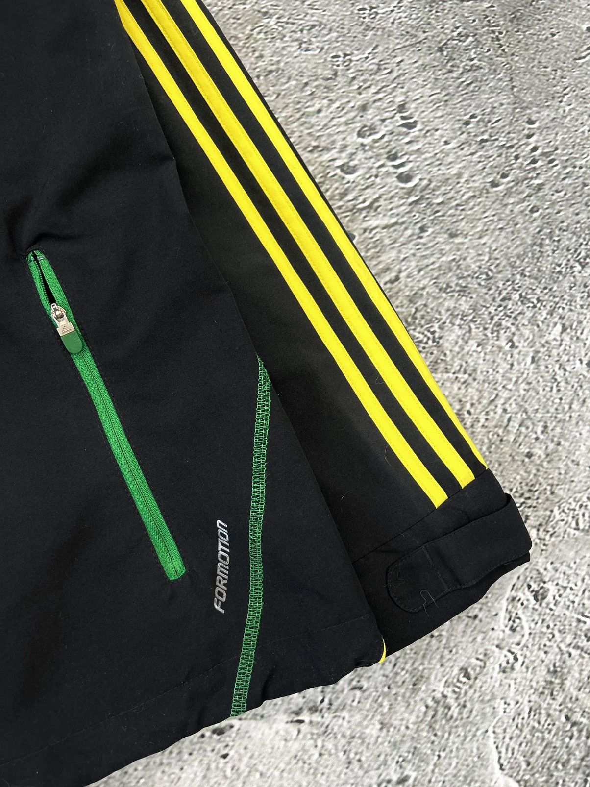 Adidas × Vintage Olympique Marseille Adidas track jacket Rasta vintage black Size US S / EU 44-46 / 1 - 3 Thumbnail