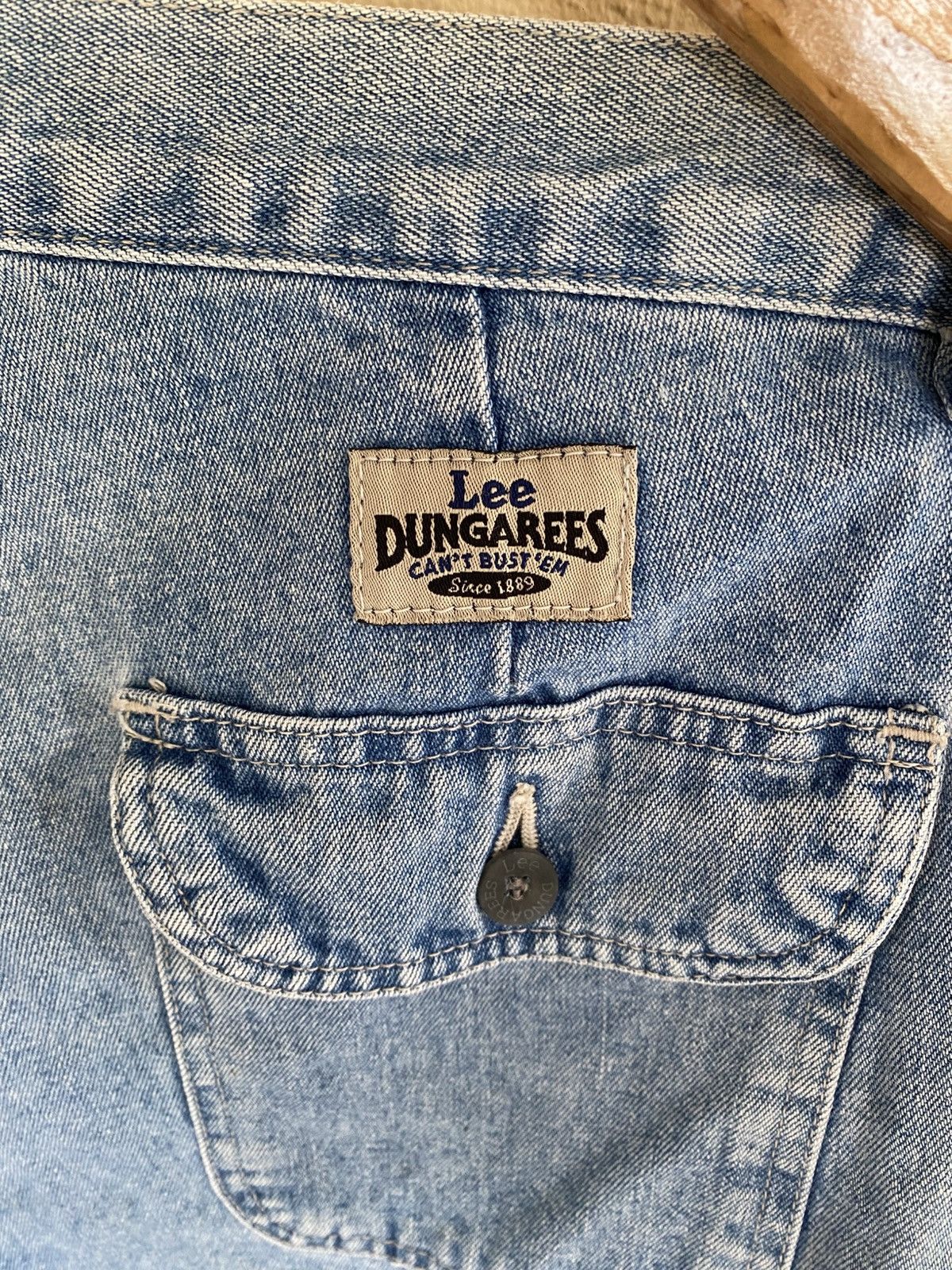 Lee Lee Dungares Cant Bust Em Jorts Size US 31 - 5 Thumbnail
