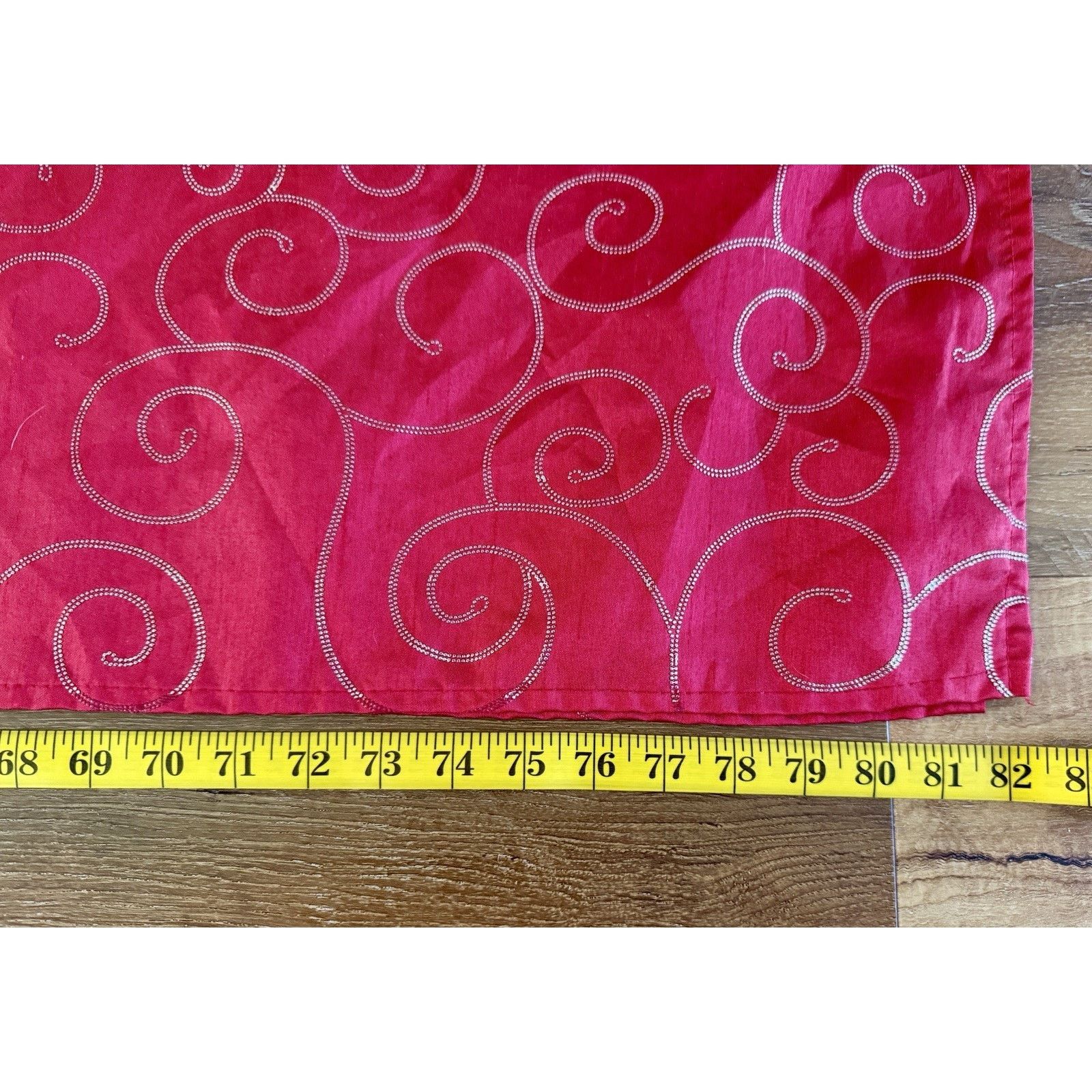 Other Red & Silver Sparkle Rectangle Christmas Theme Tablecloth Size ONE SIZE - 2 Thumbnail