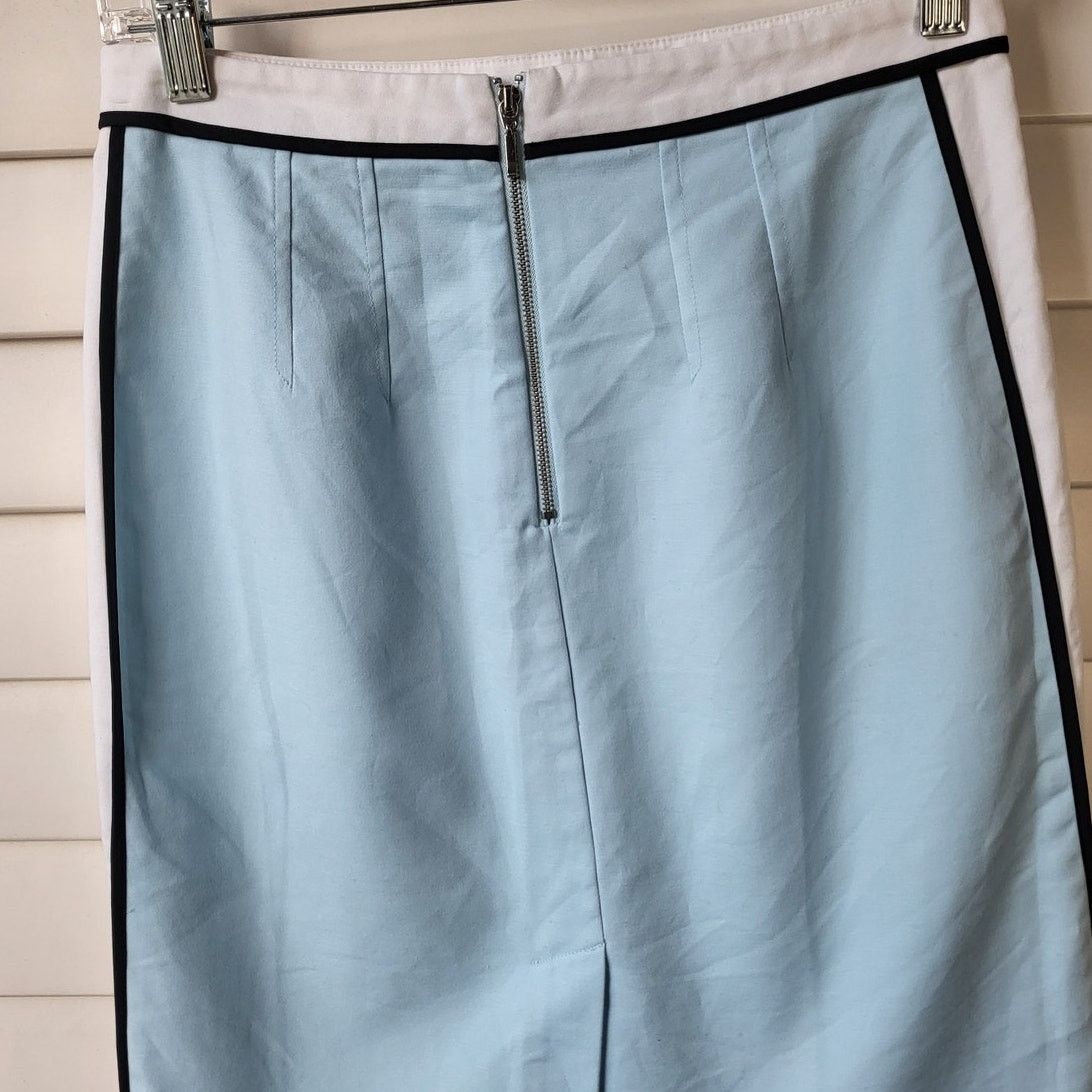 Vintage Pencil Skirt Light Blue and White Black Piping Mid Thigh Size 27" / US 4 / IT 40 - 6 Thumbnail