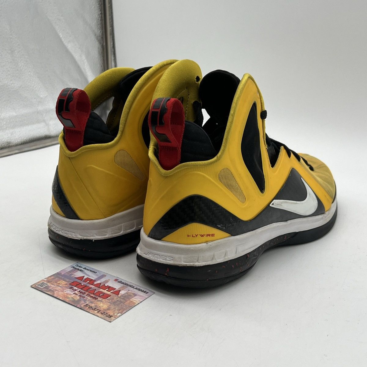 Nike Lebron 9 taxi Size US 10 / EU 43 - 5 Thumbnail