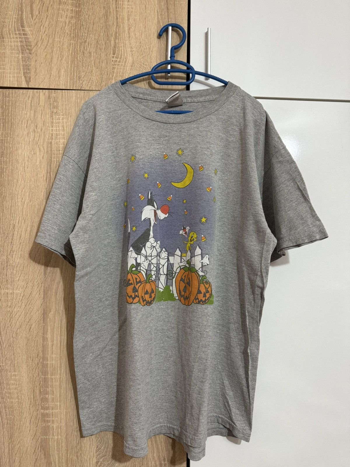 Vintage Vintage Looney Tunes Sylvester Tweety Halloween T Shirt Size US L / EU 52-54 / 3 - 1 Thumbnail