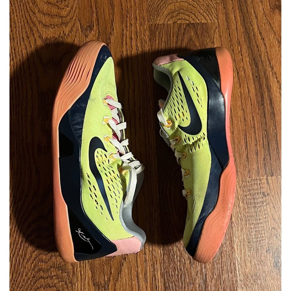 Nike Nike Kobe 9 EM Green Volt Size 6Y Size US 6 / EU 39 - 5 Thumbnail
