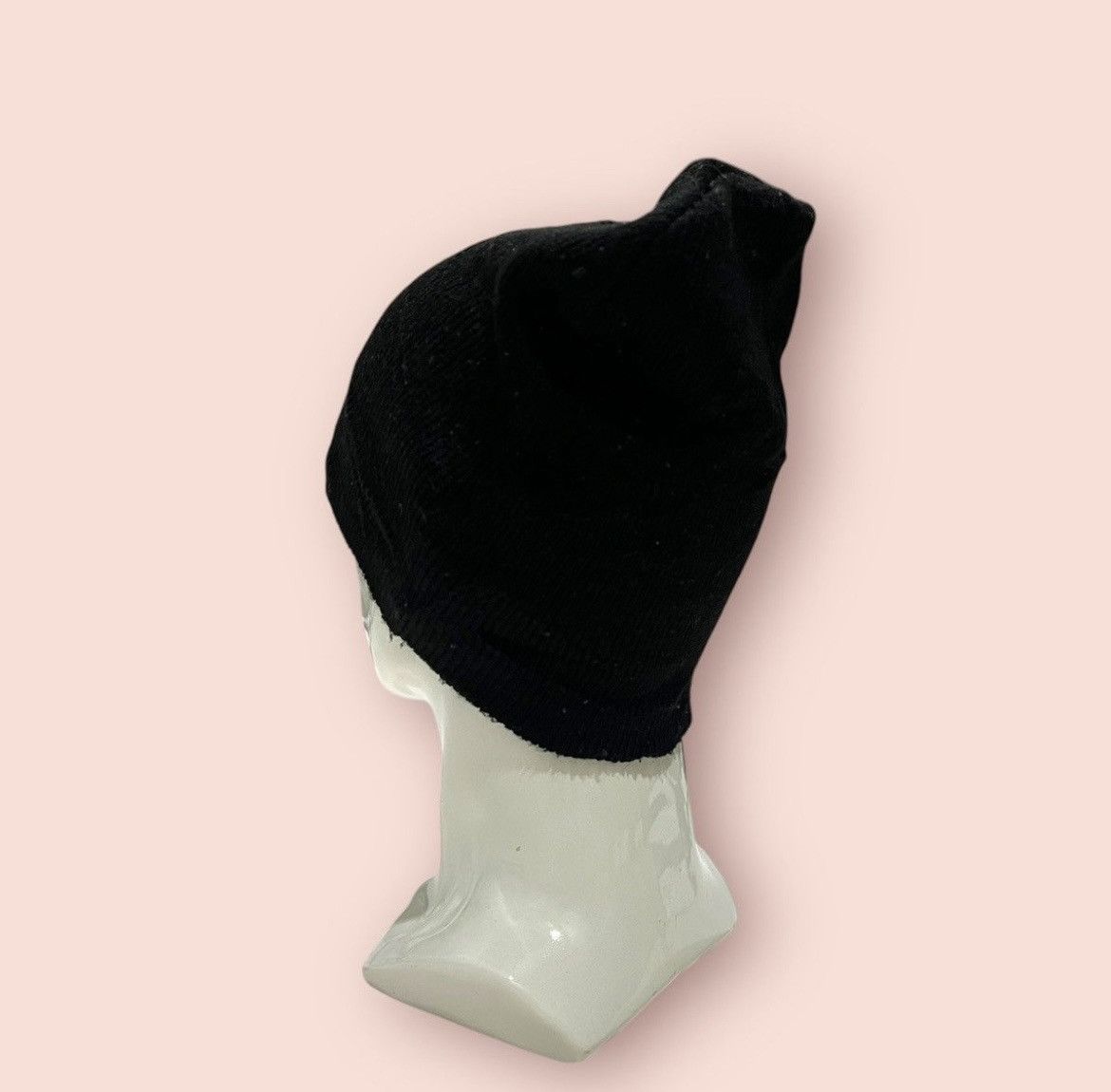 Playboy VINTAGE EMBROIDERED SMALL BUNNY LOGO PLAYBOY BEANIE Size ONE SIZE - 5 Thumbnail