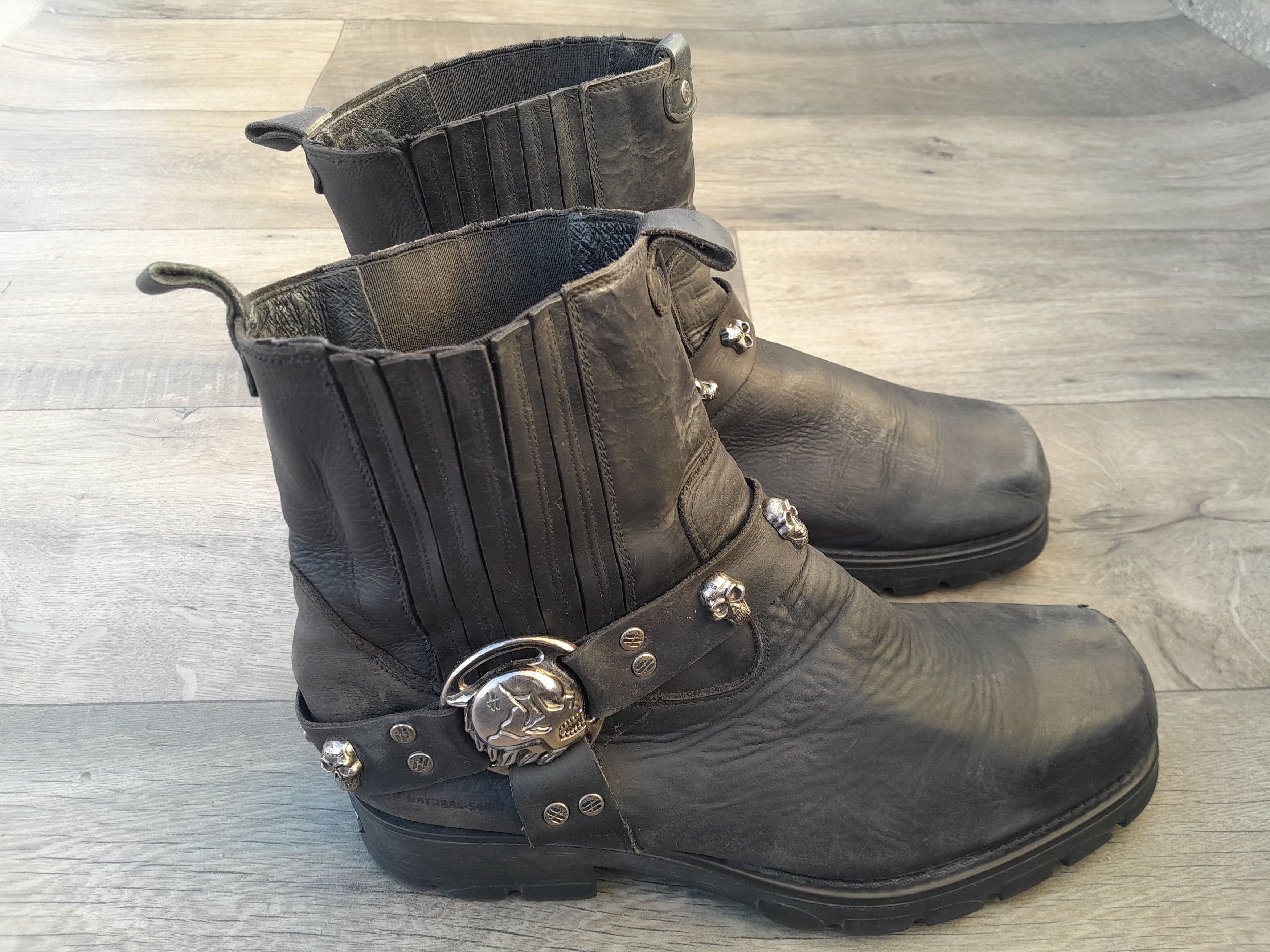 New Rock New Rock M.7621-S1 black leather motorcycle ankle boots Size US 10 / EU 43 - 2 Thumbnail