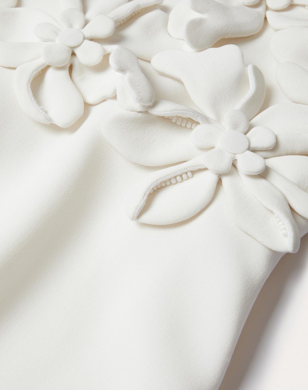 Valentino o1s1wg110525 Embroidered Cady Couture Gown in White Size XS / US 0-2 / IT 36-38 - 7 Thumbnail
