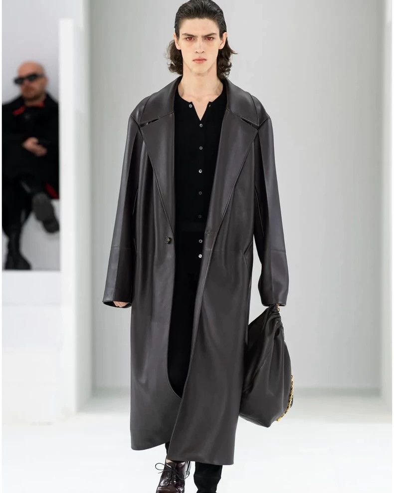 Loewe Loewe size M FW23 sheepskin pleated coat Size L / US 10 / IT 46 - 4 Thumbnail