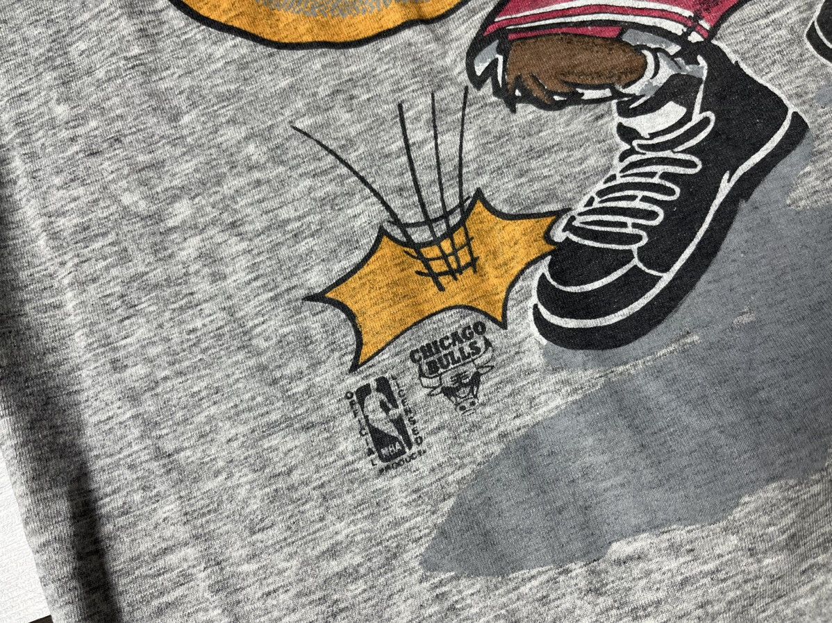 NBA × Vintage × Warner Bros Vintage Warner bros NBA T-shirt taz devil Space jam Size US L / EU 52-54 / 3 - 4 Thumbnail