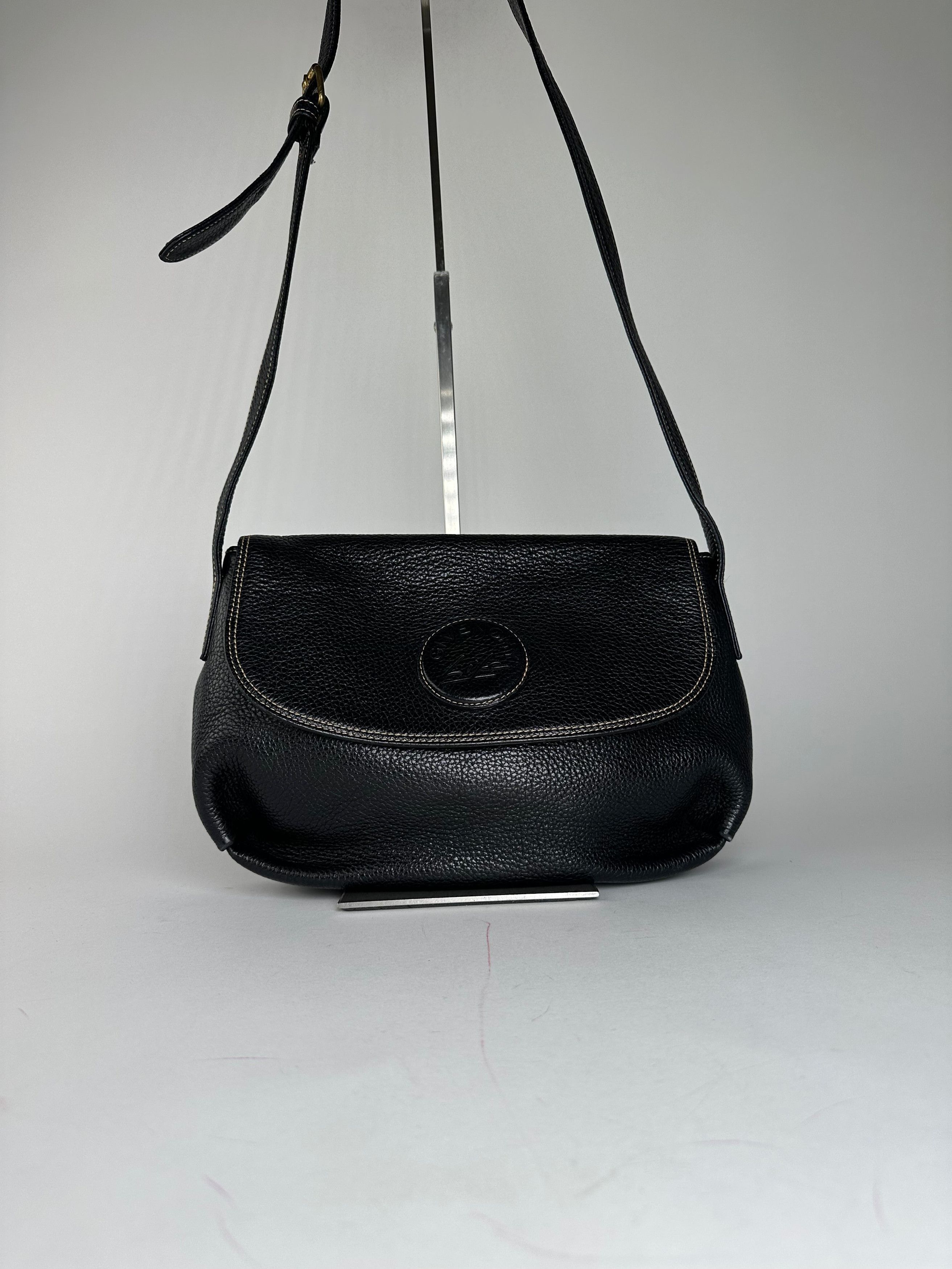Givenchy Vintage Leather Shoulder / Crossbody Bag Black Size ONE SIZE - 1 Thumbnail