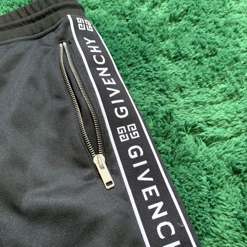 Givenchy Givenchy Striped Classic Short Pants 2506-Nextarrow Size US 30 / EU 46 - 3 Thumbnail