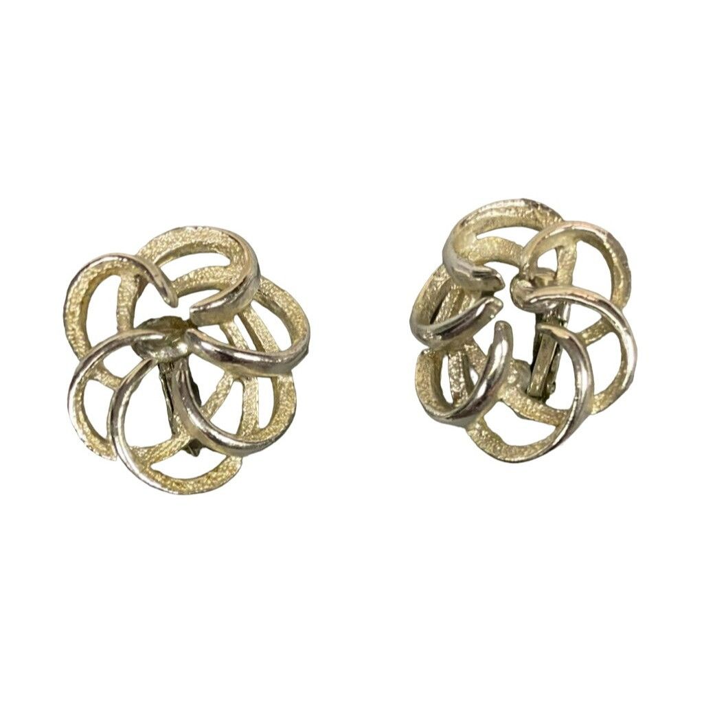 Other Vintage 1967 Sarah Coventry "Tailored Swirl" Silver-Tone Cli Size ONE SIZE - 1 Thumbnail