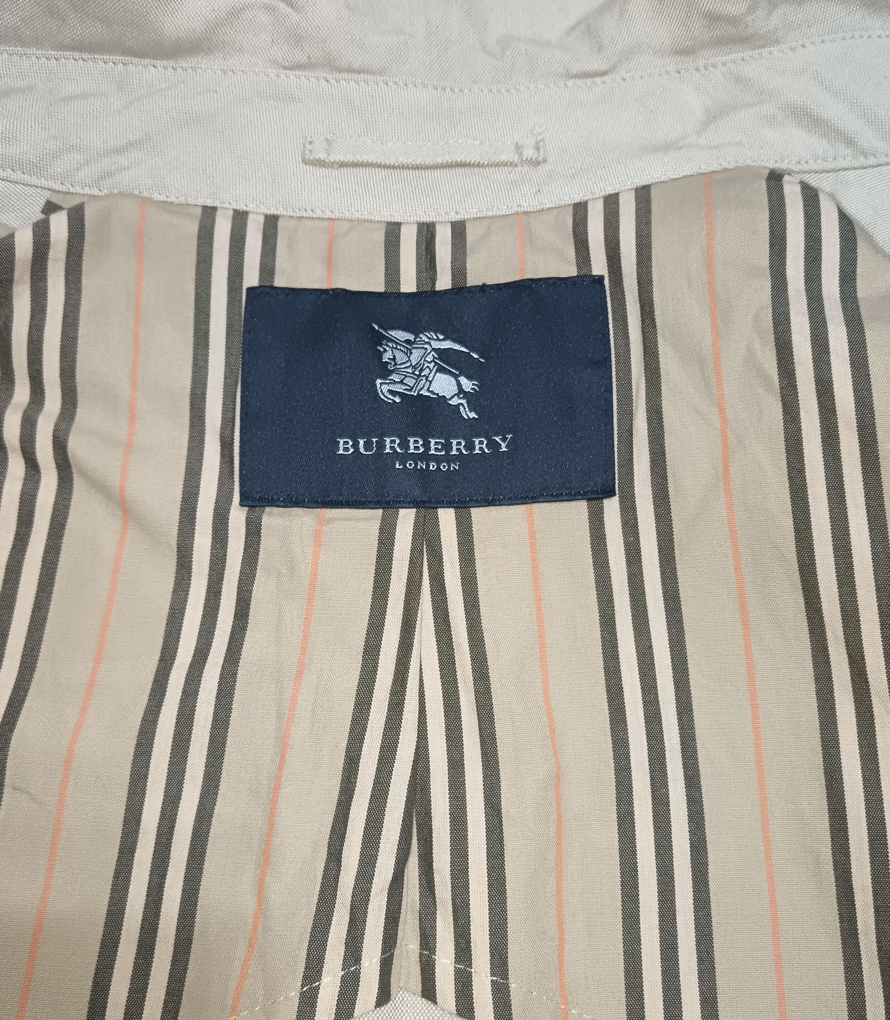 Burberry BURBERRY LONDON LIGHT JACKET Size M / US 6-8 / IT 42-44 - 2 Thumbnail