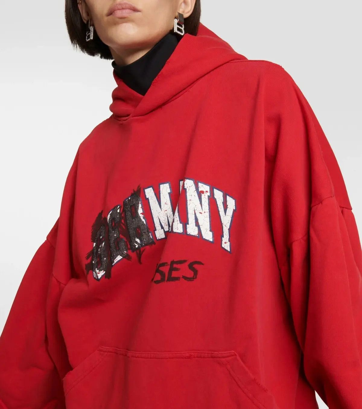Balenciaga o1srvl11e1224 Many Kisses Round Hoodie Oversized in Red Size S / US 4 / IT 40 - 4 Thumbnail