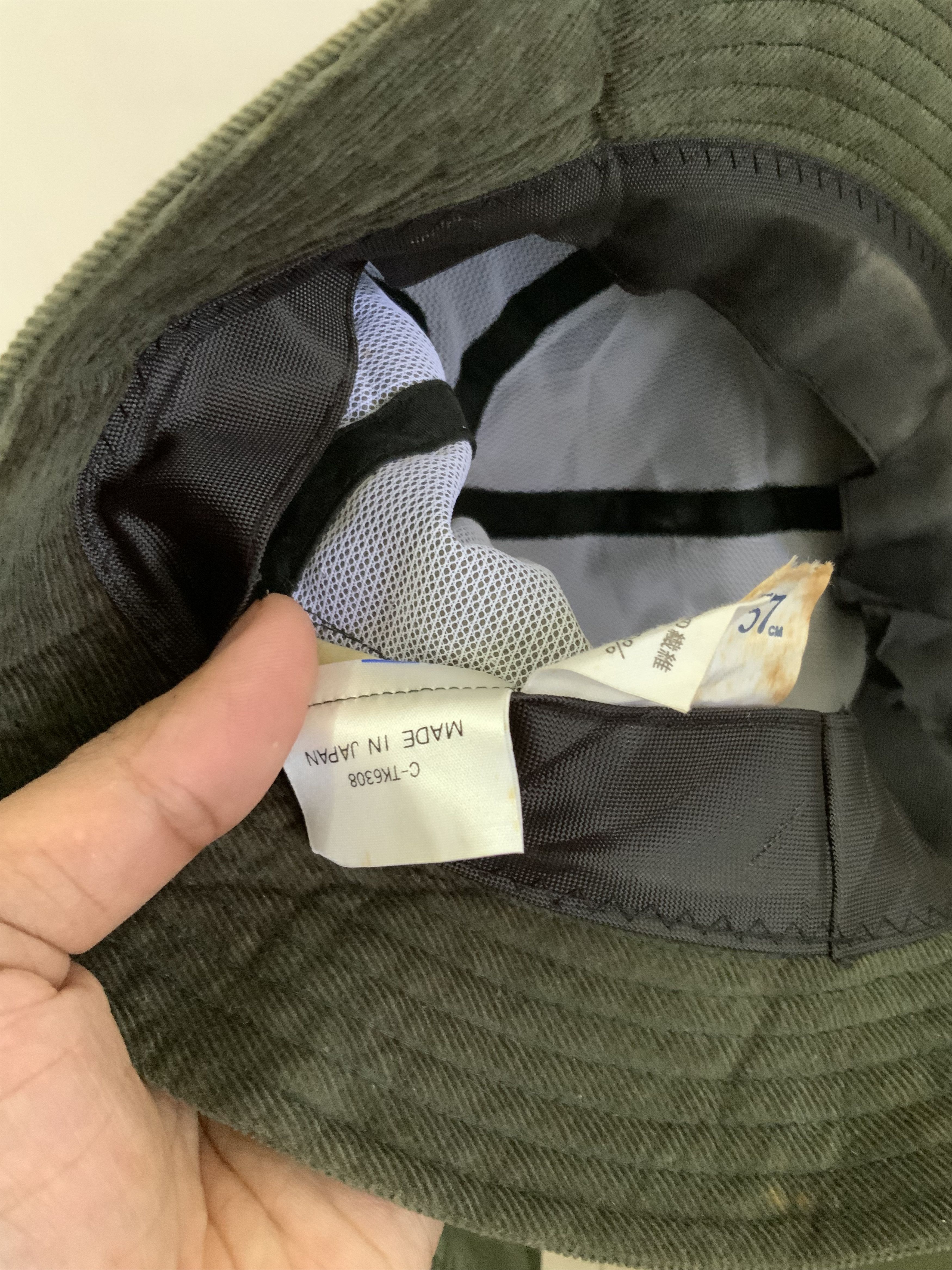 Disney Tokyo Disneyland Corduroy Green Hat Size ONE SIZE - 15 Thumbnail