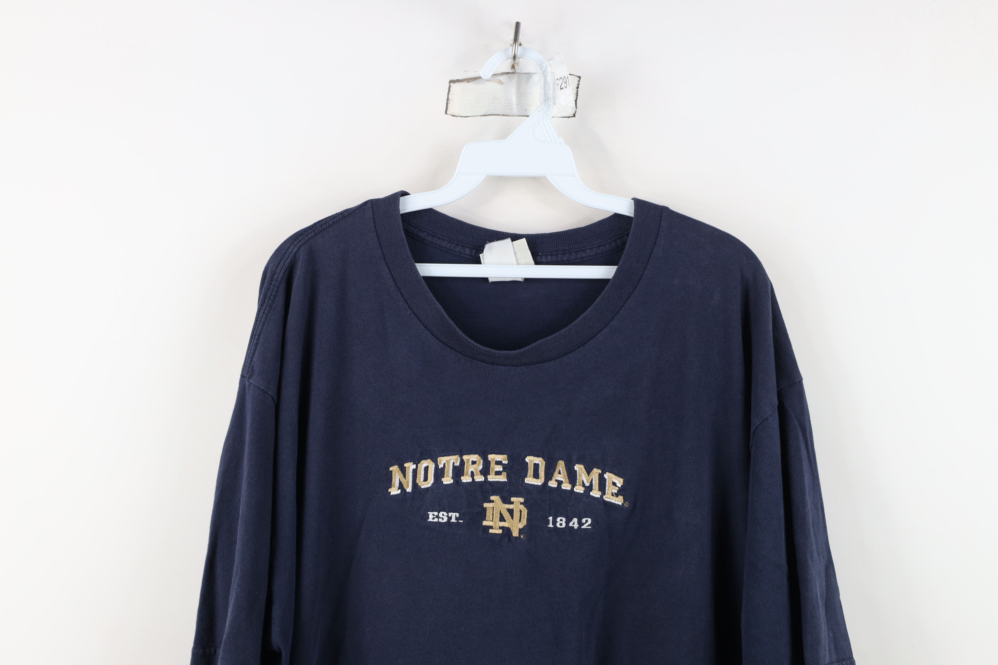 Vintage Vintage 90s Spell Out Notre Dame University T-Shirt Blue Size US XL / EU 56 / 4 - 2 Thumbnail