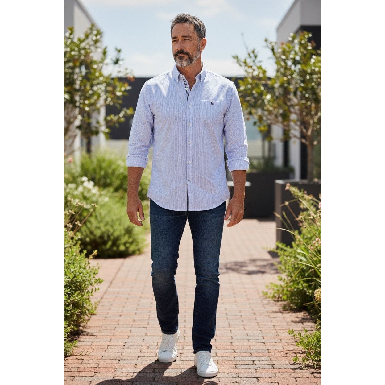 Gap Gap Men’s Button-Down Shirt Classic Fit Long Sleeve Size M Size US M / EU 48-50 / 2 - 1 Thumbnail