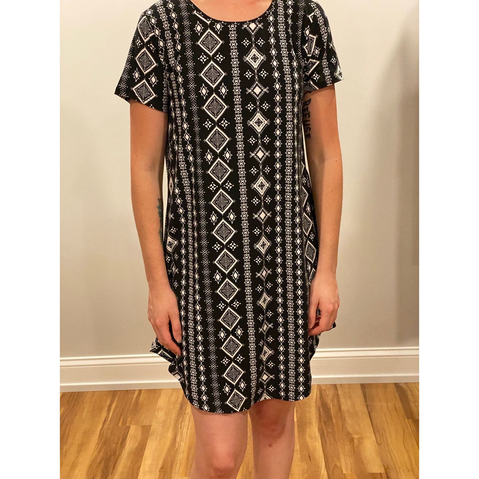 Other Bobbie Brooks T-Shirt Sheath Pattern Dress size Small Size S / US 4 / IT 40 - 1 Thumbnail
