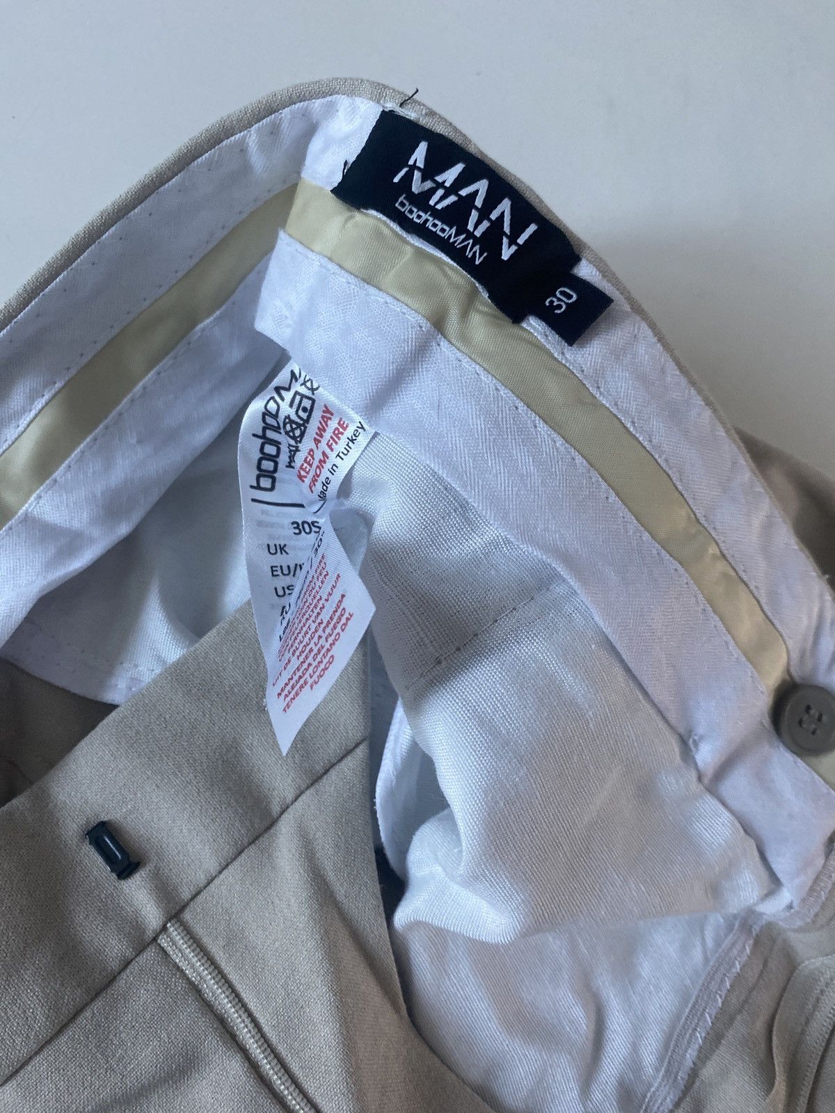 Boohoo Slim fit khaki slacks Size US 30 / EU 46 - 1 Thumbnail