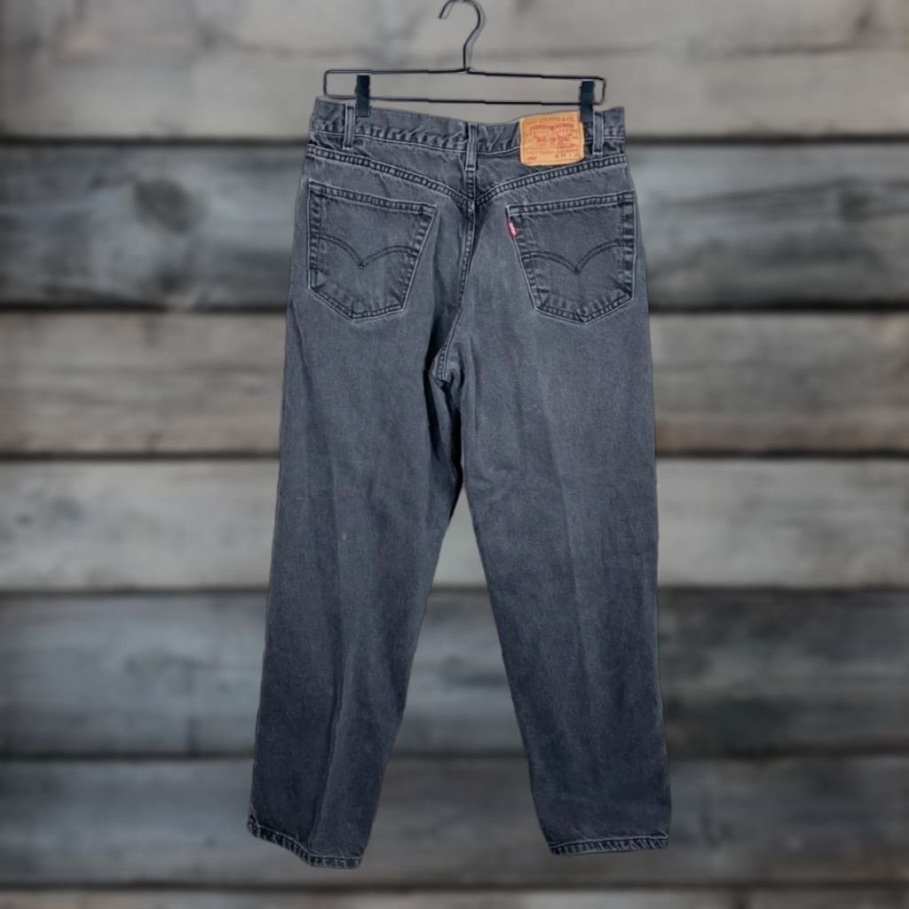 Levi's VINTAGE Levi's 550 Jeans Men's Tapered Fit Relaxed 31 x 29 Black 2000s Retro Classic Size US 31 - 1 Thumbnail