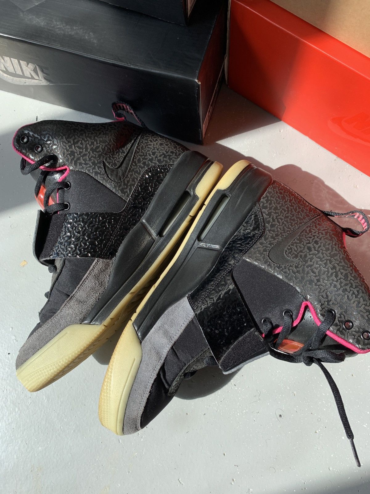 Nike Nike Air Yeezy “Blink” Size 12 Size US 12 / EU 45 - 9 Thumbnail