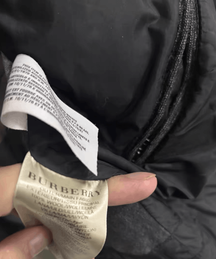 Burberry Burberry Heavy Leather Logo Patch Puffer Coat K18 Size US L / EU 52-54 / 3 - 3 Thumbnail