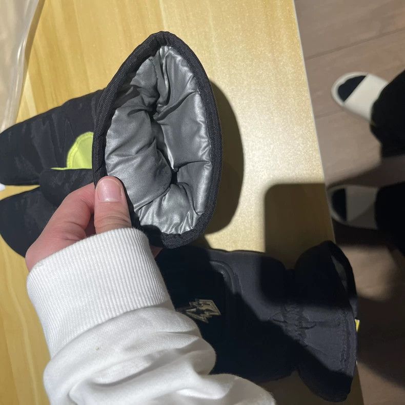 Walter Van Beirendonck walter van beirendonck Crab gloves Size ONE SIZE - 5 Thumbnail